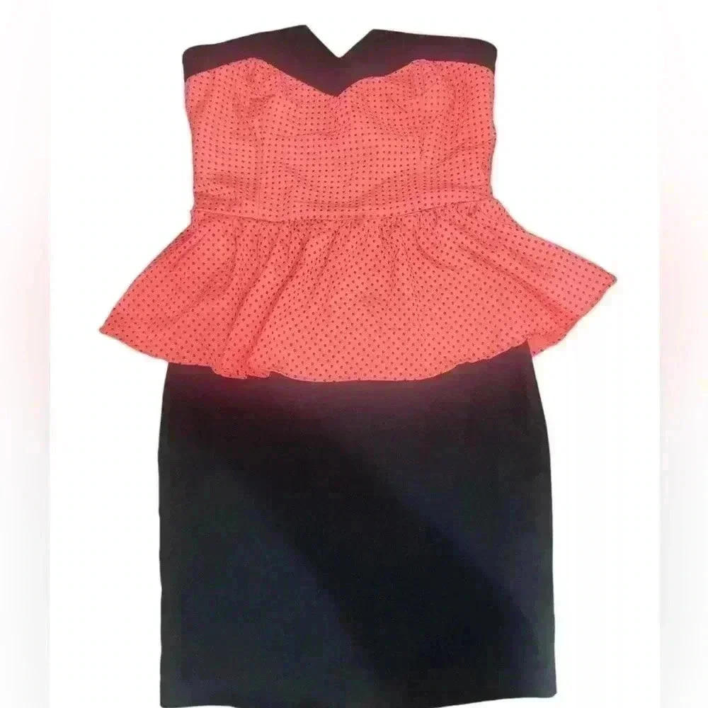 2B BEBE Pink And Black strapless Mini Peplum dress. Size Small. In EUC.